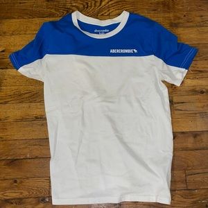Abercrombie tshirt